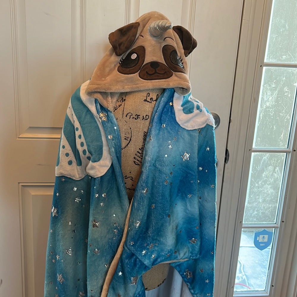 Justice pug unicorn wrap